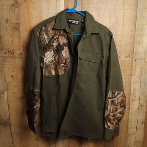 Mossy Oak Break-Up Infinity Long Sleeve Button Up Hunting Shirt Sz M Camo